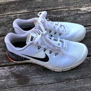 Nike Metcon 4 women’s running shoes